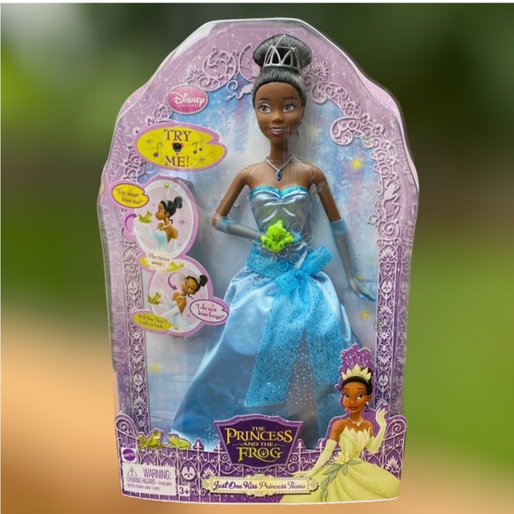 Disney Princess Tiana Doll The Princess and The Frog - Picture 5 of 15